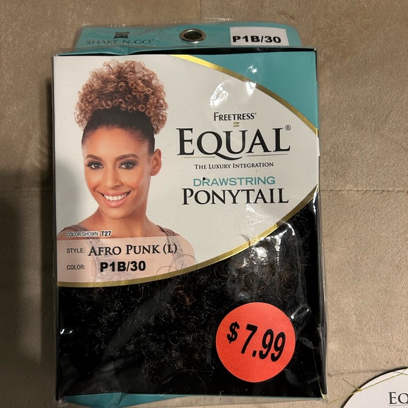 Afro Punk Drawstring Ponytail - P1B/30 - Picture 1 of 7
